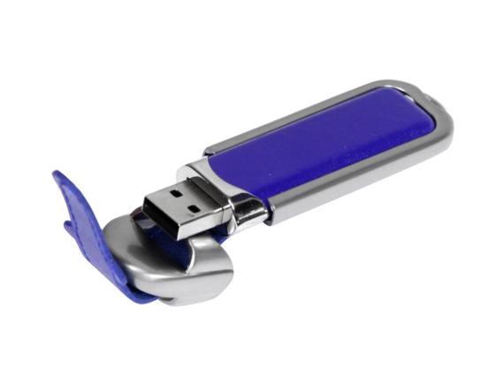 USB 2.0- флешка на 32 Гб с массивным классическим корпусом