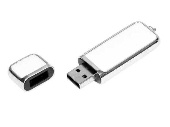 USB 2.0- флешка на 4 Гб компактной формы